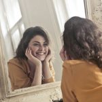 عوارض و مضرات جوش شیرین برای دندان و سفيد كردن دندان